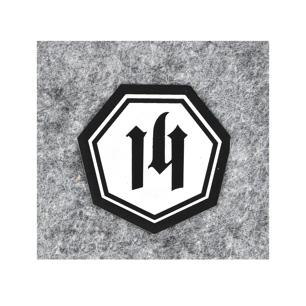 Термоаппликация резиновая hl 37*37мм, буквы в шестиугольнике, бело-черная, шт. Термопереводки Резиновые, Термопленка