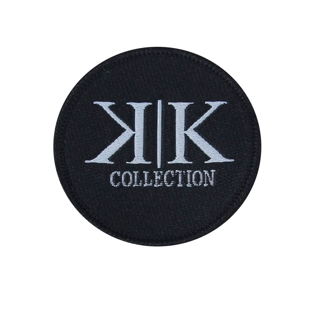 Нашивка тканевая A84 КК Collection 4,9сь черный, белый логотип, шт. Нашивка Вышивка, Ткань