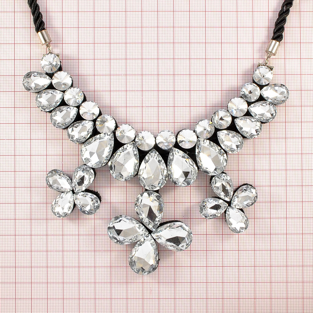 Воротник 3 клевера украшение из страз кристалл, на застежке, шт. Воротники