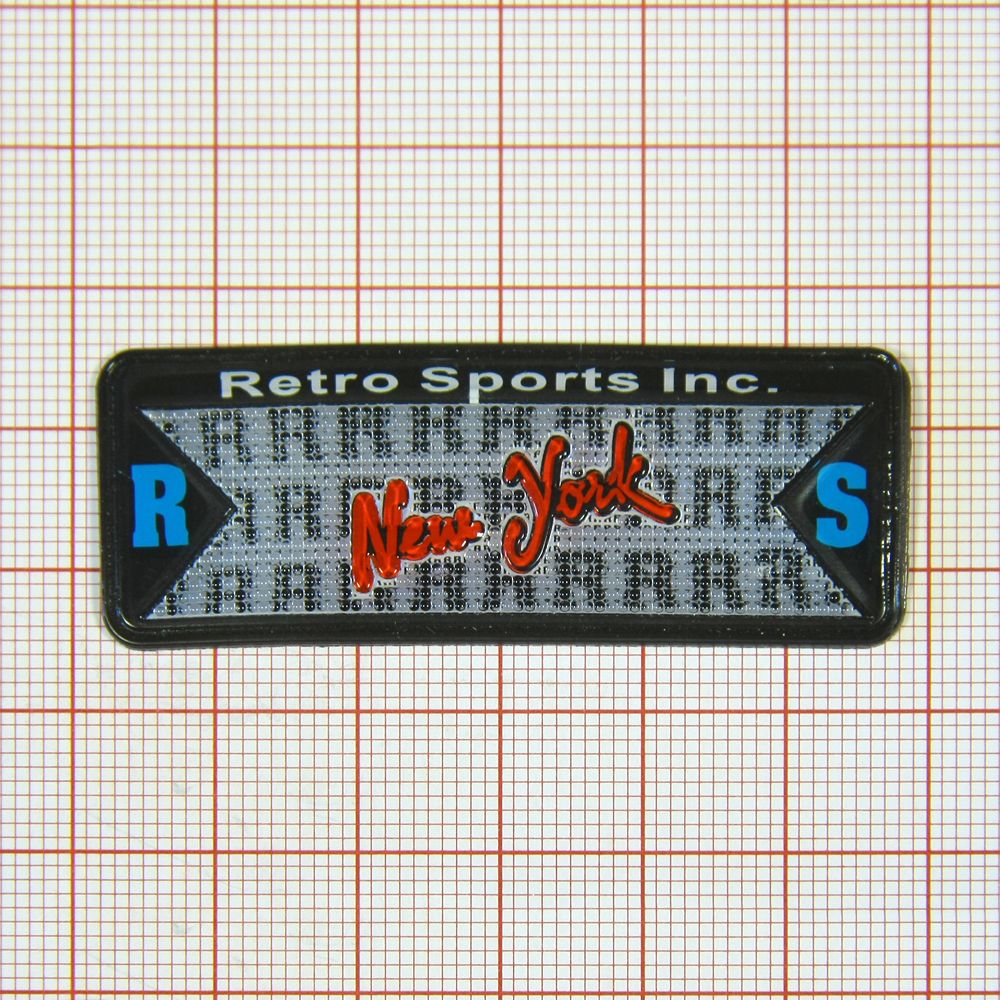 Лейба голограмма New York Retro Sports черная, красный лого 58*21мм, шт. Лейба Голограмма