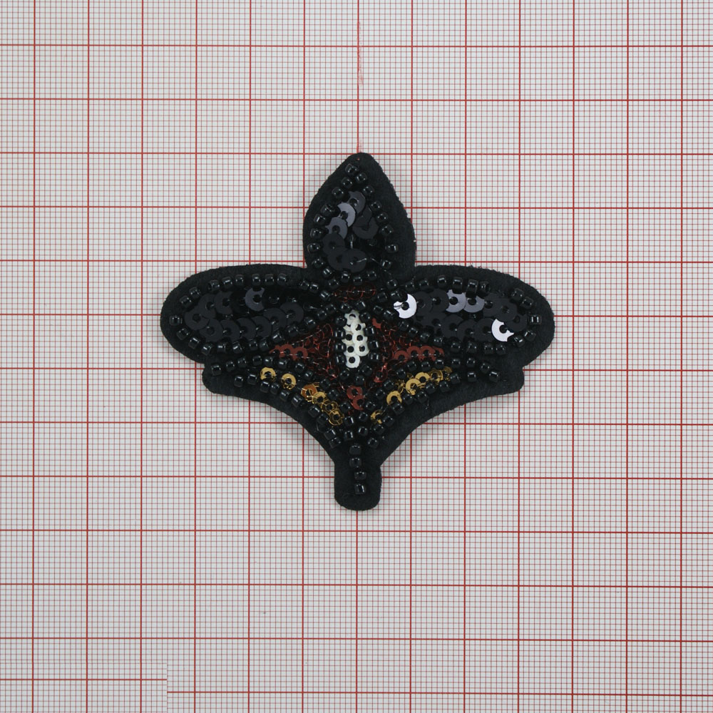 Аппликация пришивная бисер Лилия черная 7,8*6,5см черн. бисер, цветные пайетки, шт. Аппликации Пришивные Стразы, Бисер, Металл