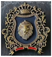 Брошь металл Лев, красный, золото, синий. шт . Броши