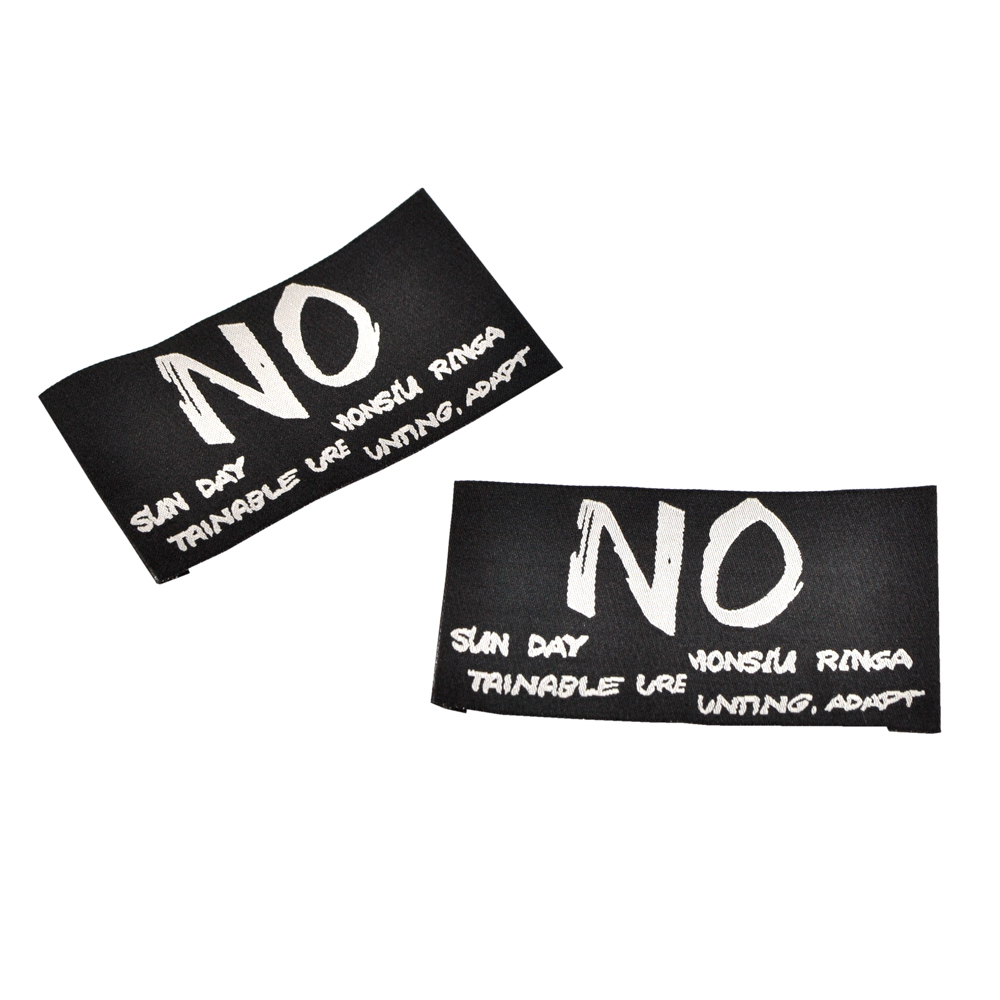 Вышивка штучная NO 5см, черная, серый лого /70 atki/, шт. Вышивка / этикетка тканевая