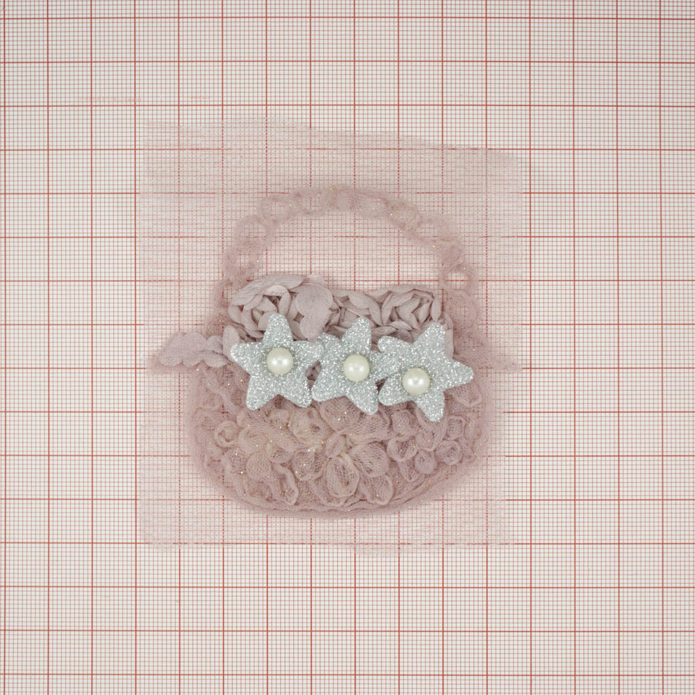 Аппликация кружевная пришивная Сумка и цветы жемчужины 7*8см розовый фон, серебряные звездочки. Аппликации Пришивные Кружевные Вязаные