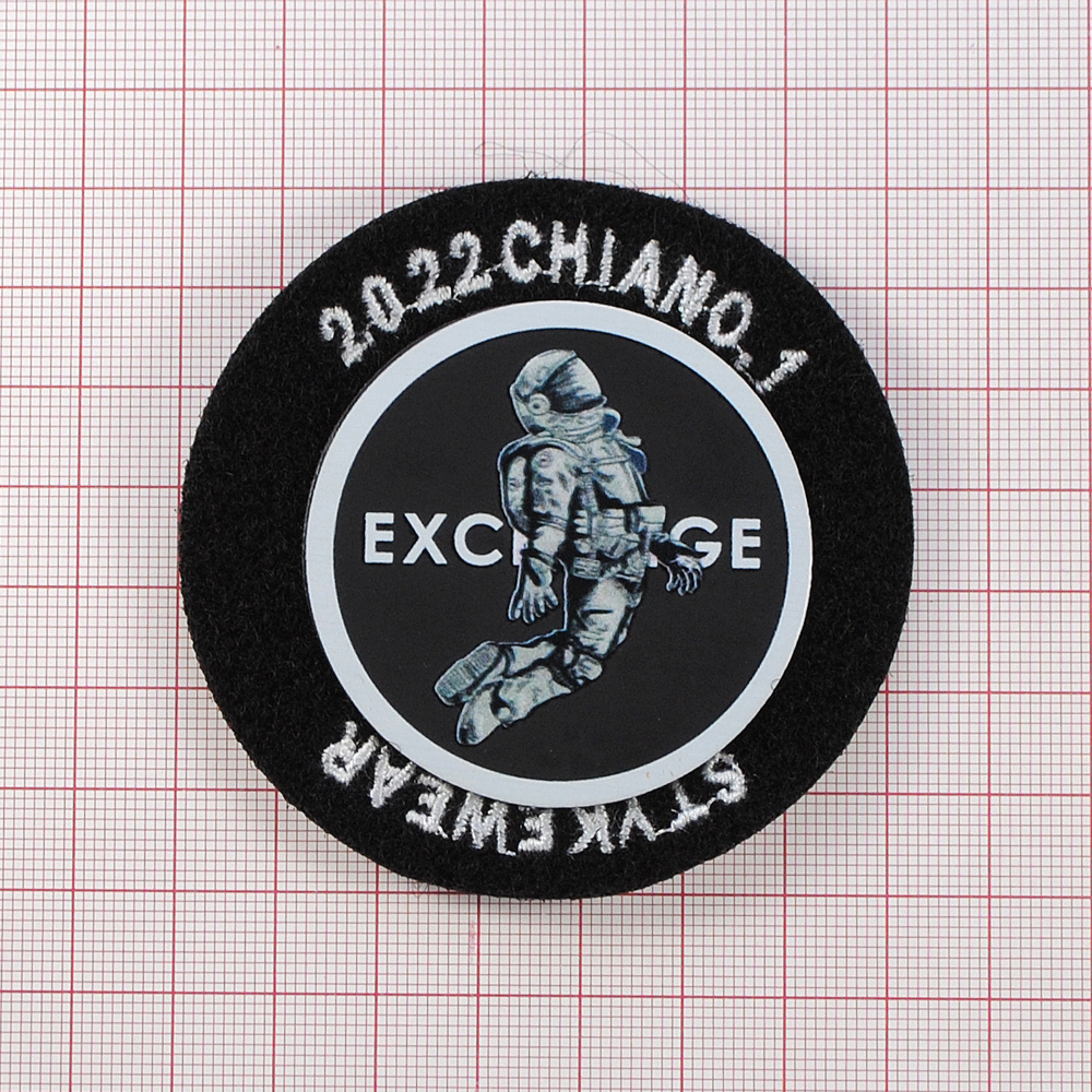 Нашивка тканевая, липучка, Exchange космонавт, 7см черная, белый лого, шт. Нашивка Липучка