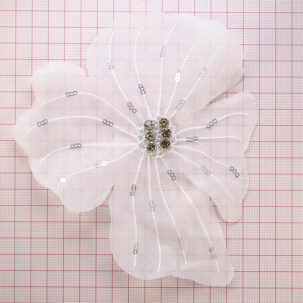 Аппликация пришивной Цветок, 18*15см, белый, пайетки, стразы, шт. Аппликации Пришивные Цветы Банты