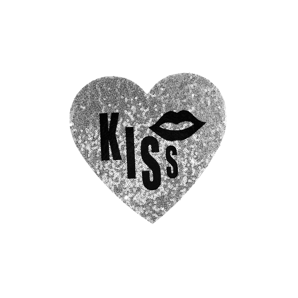 Термоаппликация тканевая Сердце Kiss с пайетками, 21*21см, черный, серебро, шт. Аппликации клеевые Тканевые