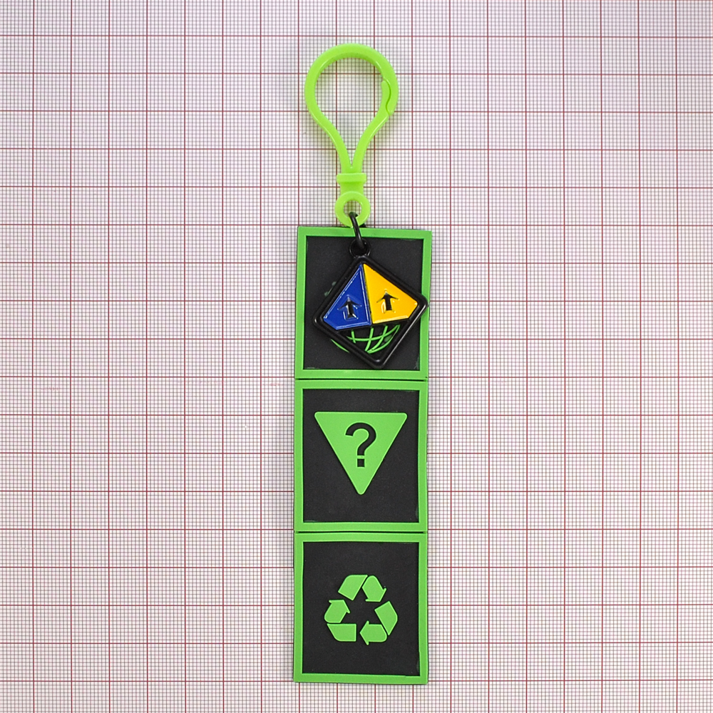 Подвеска резиновая с карабином Вопрос, 3,5*16,5см, черный, зеленый, желтый, синий, шт. Подвески