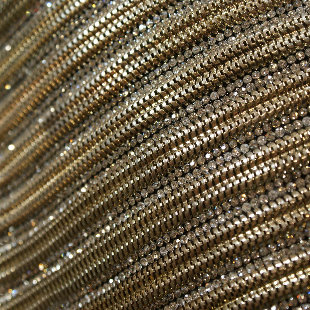 Стразы полотно клеевое №31 Кольчуга GOLD, белые камни 2,2мм, 40*24см, 1лист. Полотна из страз