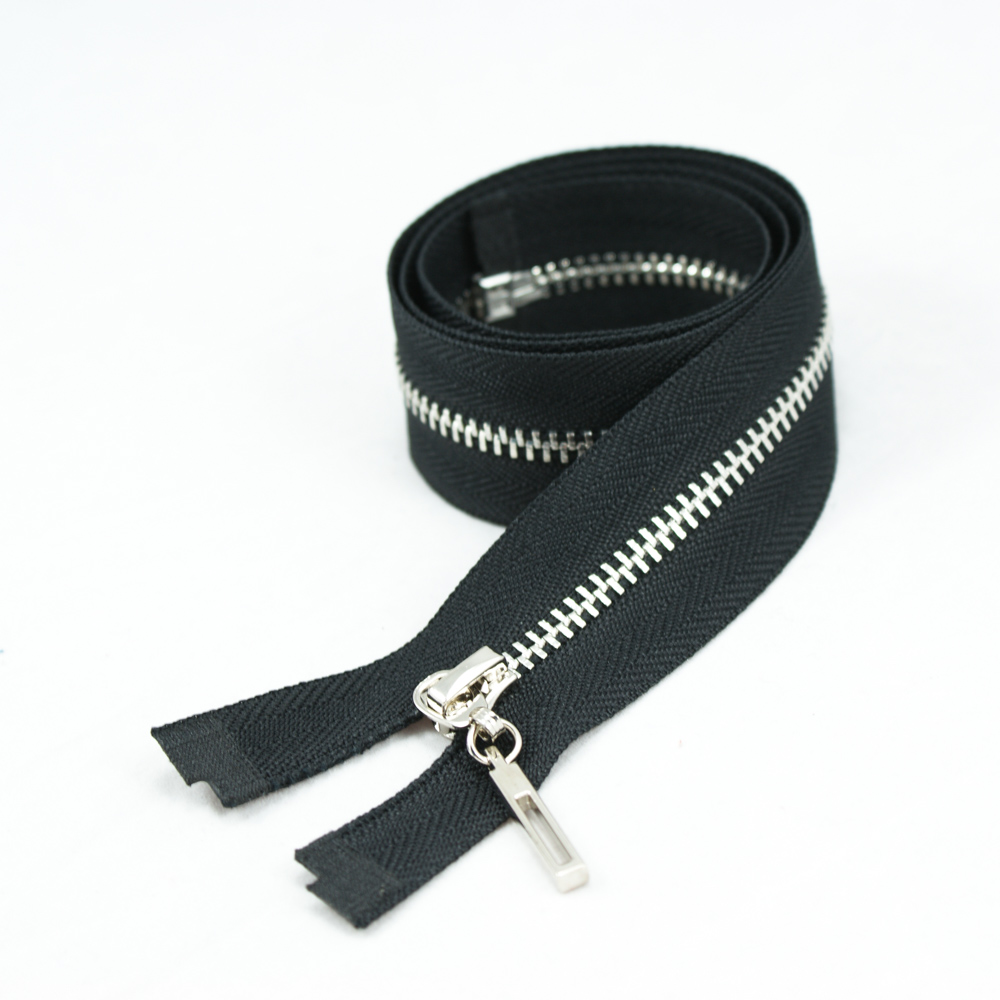 Змейка металлическая  №3 60см O/Е NIKEL, черная ткань, односторонняя, шт. Змейка Металл