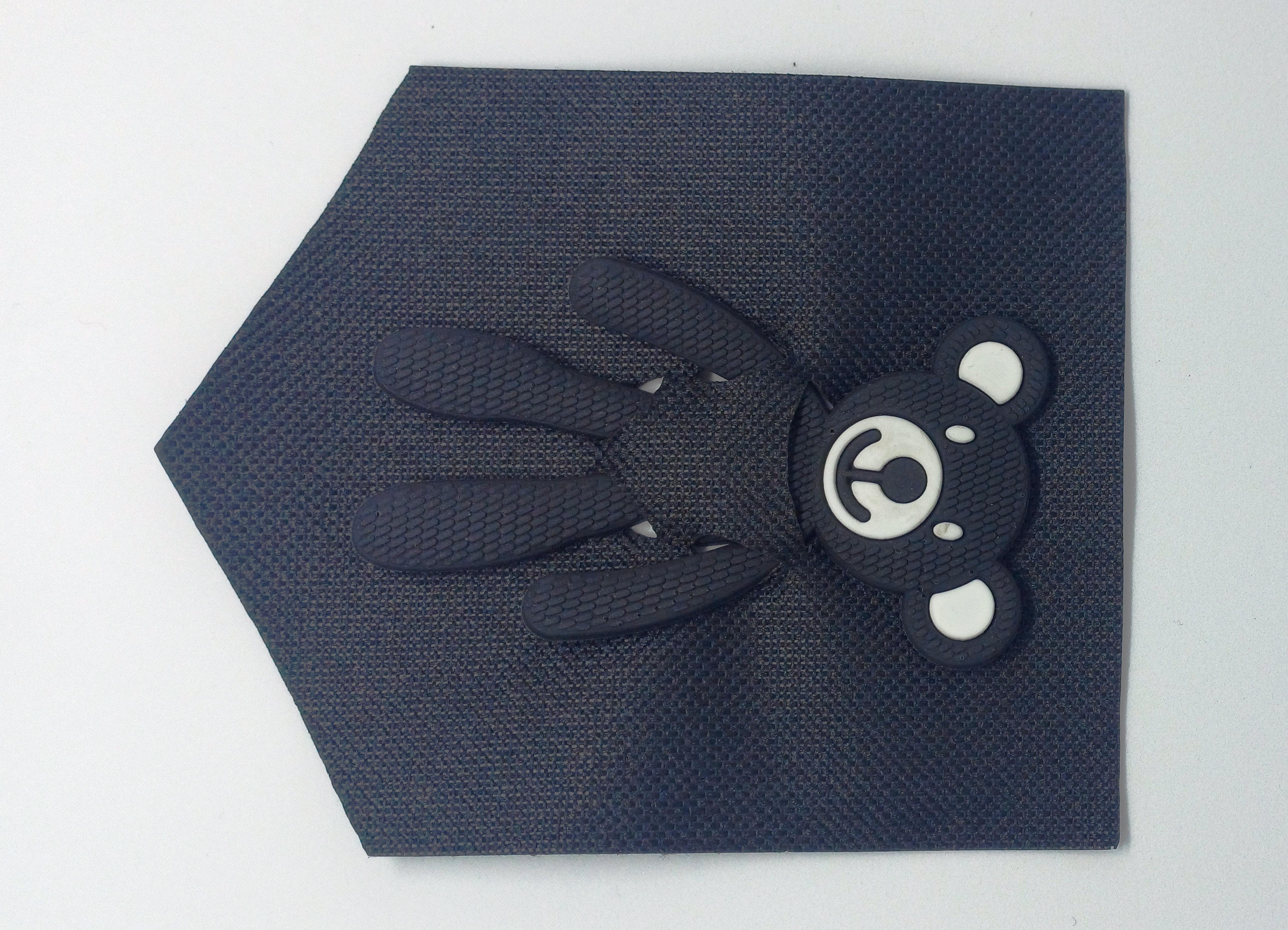 Лейба ткань и резина Мишка в кармане, 8,8*10,5см, черный, черный, шт. Лейба Ткань