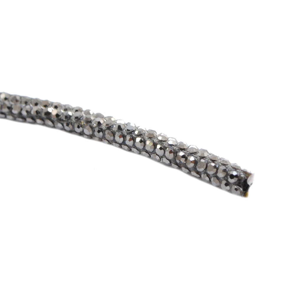 Шнур со стразами класс А, SS5, 0,33см, hematite, ярд. Тесьма из страз