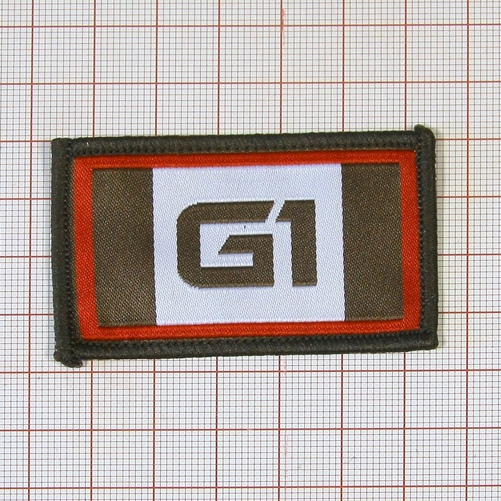 Нашивка тканевая рамка G1 4*6см коричневая, красная рамка, белый фон, шт. Нашивка Вышивка, Ткань