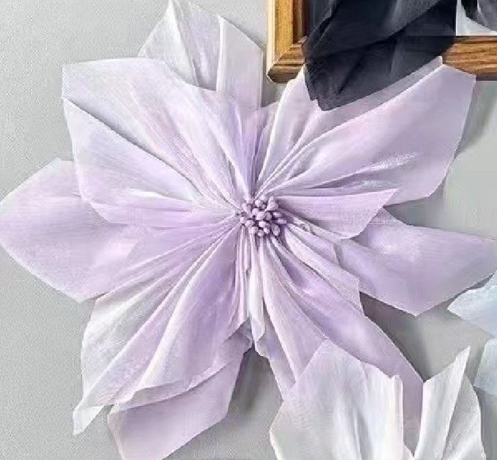 Аппликация тканевая пришивная Цветок 28см, атлас и бисер, лаванда, шт. Аппликации Пришивные Цветы Банты