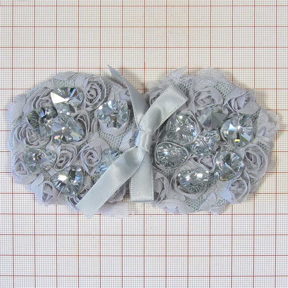 Аппликация декор № 48 серый бант, стразы сердечки. Аппликация Декор