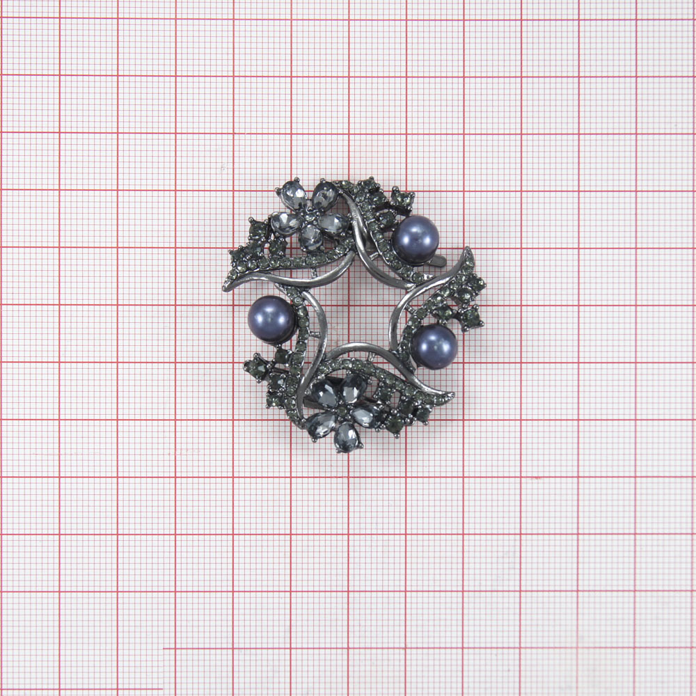 Краб металл Брошь Ромашки и жемчуг 4,3*4,7см, BN, серые камни, серый жемчуг. Крабы Металл Геометрия Декор