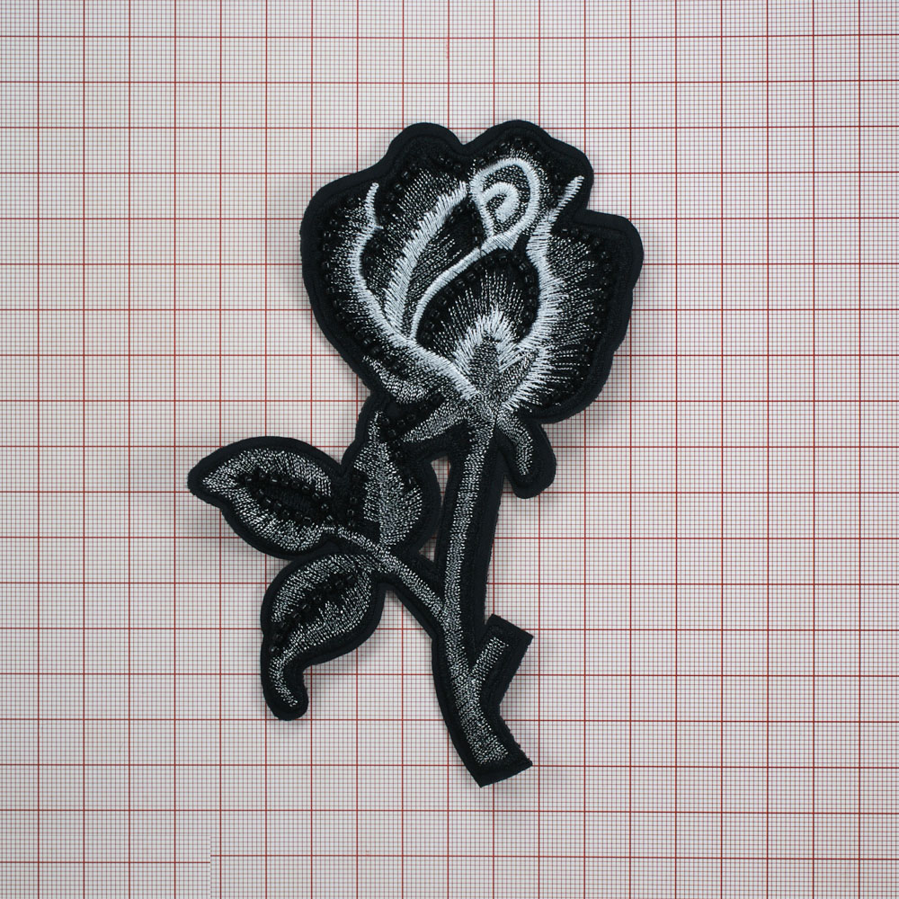 Аппликация пришивная бисер Роза страсть 9,8*14,5см черно-серо-белая вышивка, черный бисер, шт. Аппликации Пришивные Стразы, Бисер, Металл