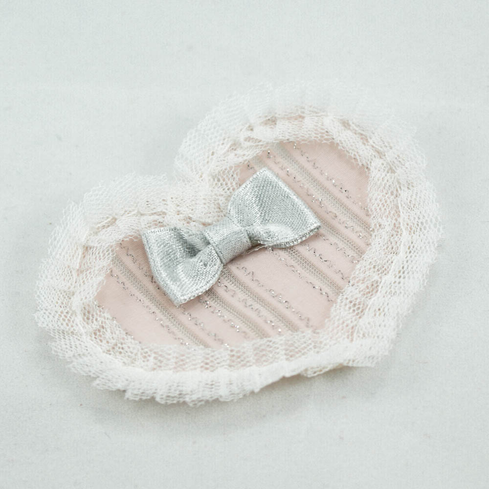 Аппликация кружевная пришивная Сердце бантик 7*8см, белый, розовый, цветочки, бантик, жемчуг, кружево. Аппликации Пришивные Кружевные Вязаные