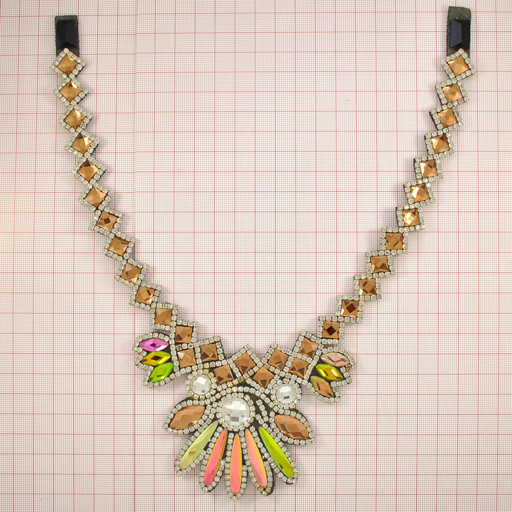 Воротник Павлин камни цветные, кристалл, шт. Воротники