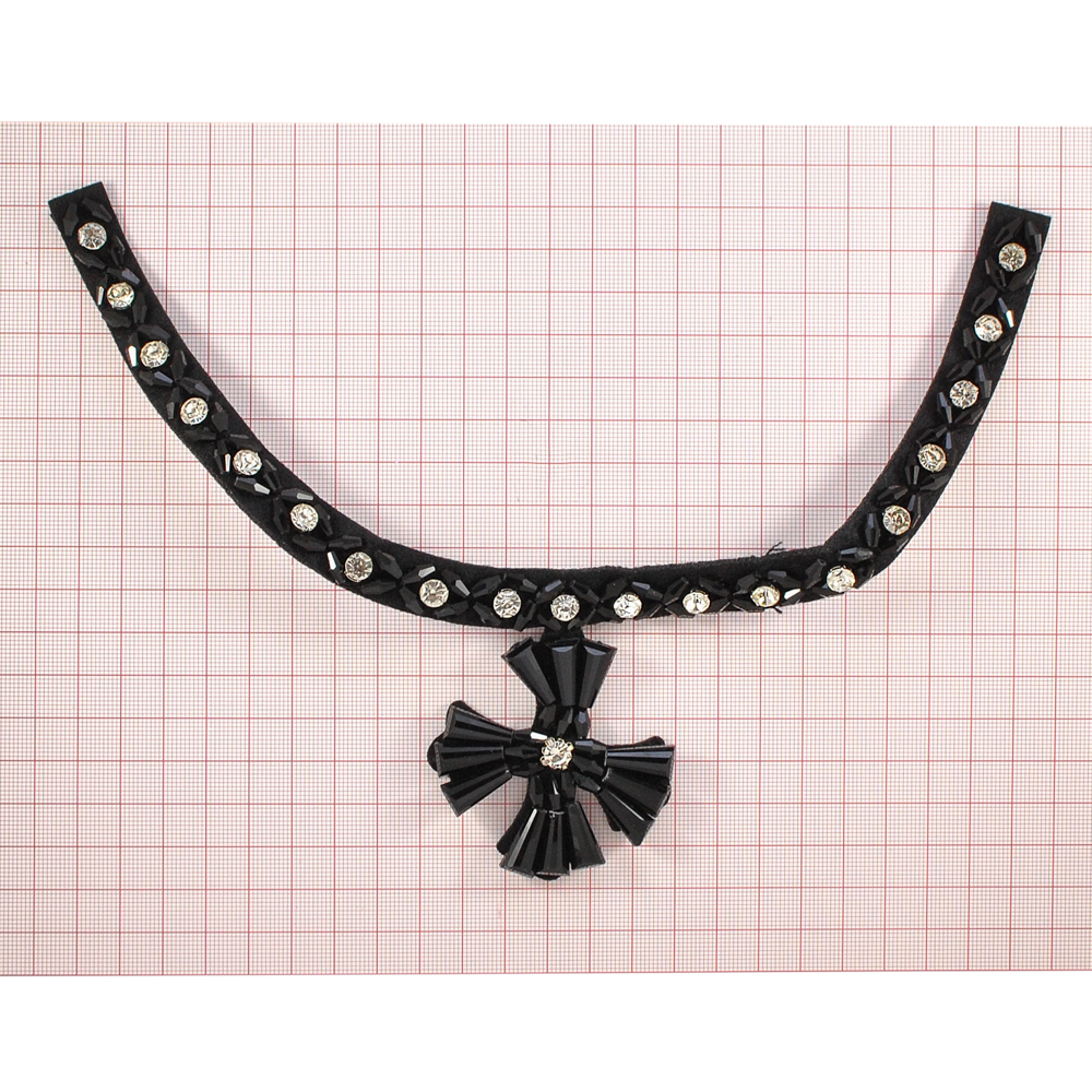 Воротник BS-011 Крест 30см 18*17см черный, 24 белых камня, шт. Воротники