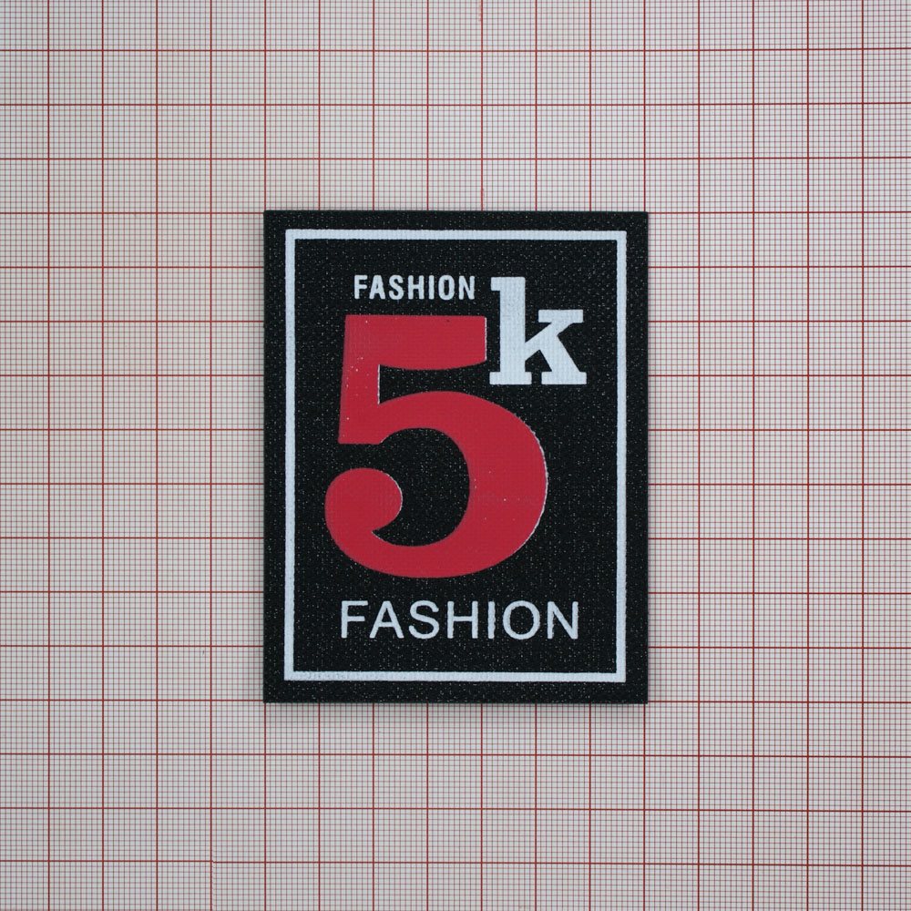 Нашивка резиновая FASHION 9*7см черный, белый, красный, блестки, шт. Лейба Резина