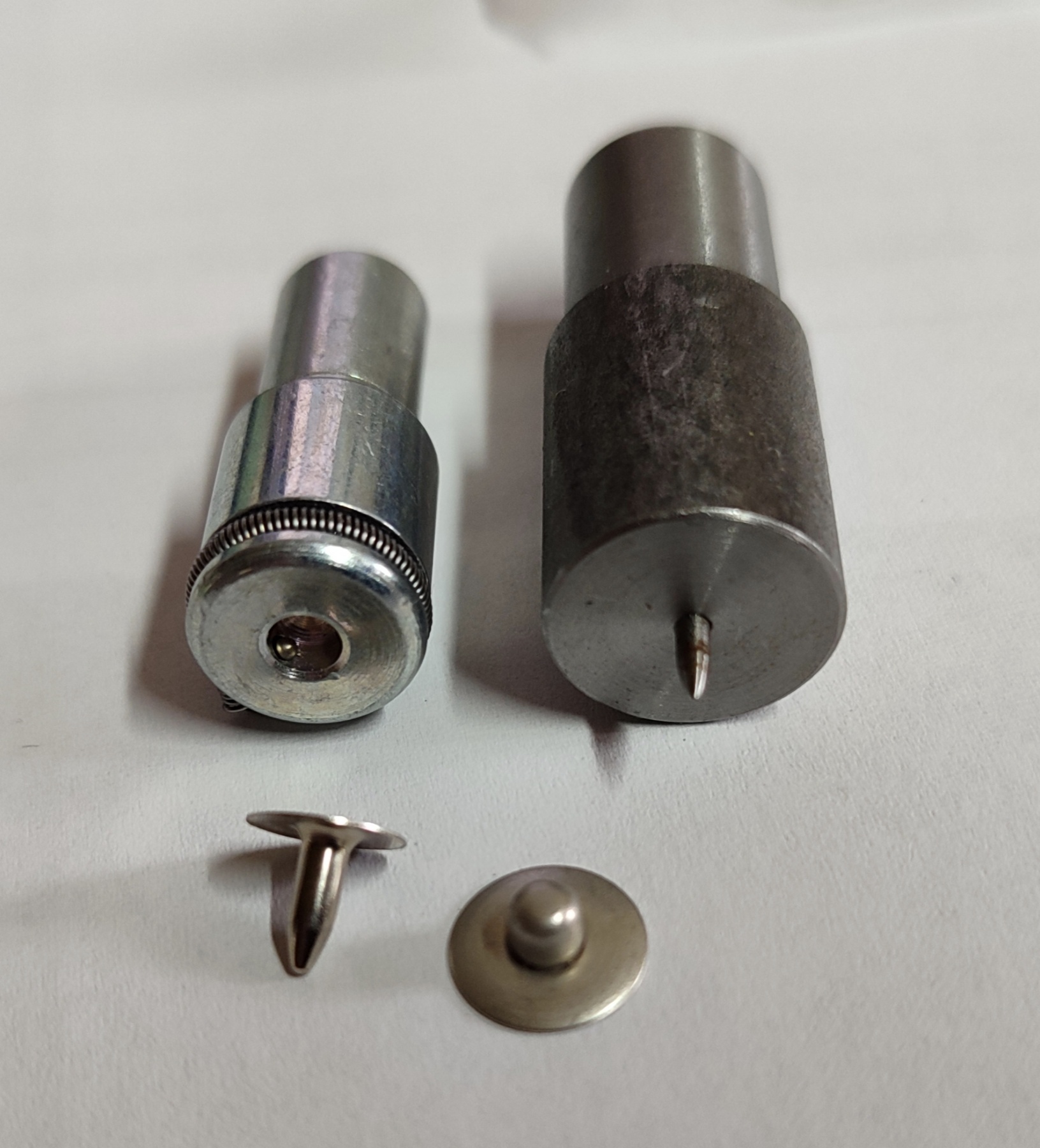 Установочная матрица Хольнитен медь  9,5 мм, сред. часть выпукла, matt nickel, шт . Матрицы под хольнитен