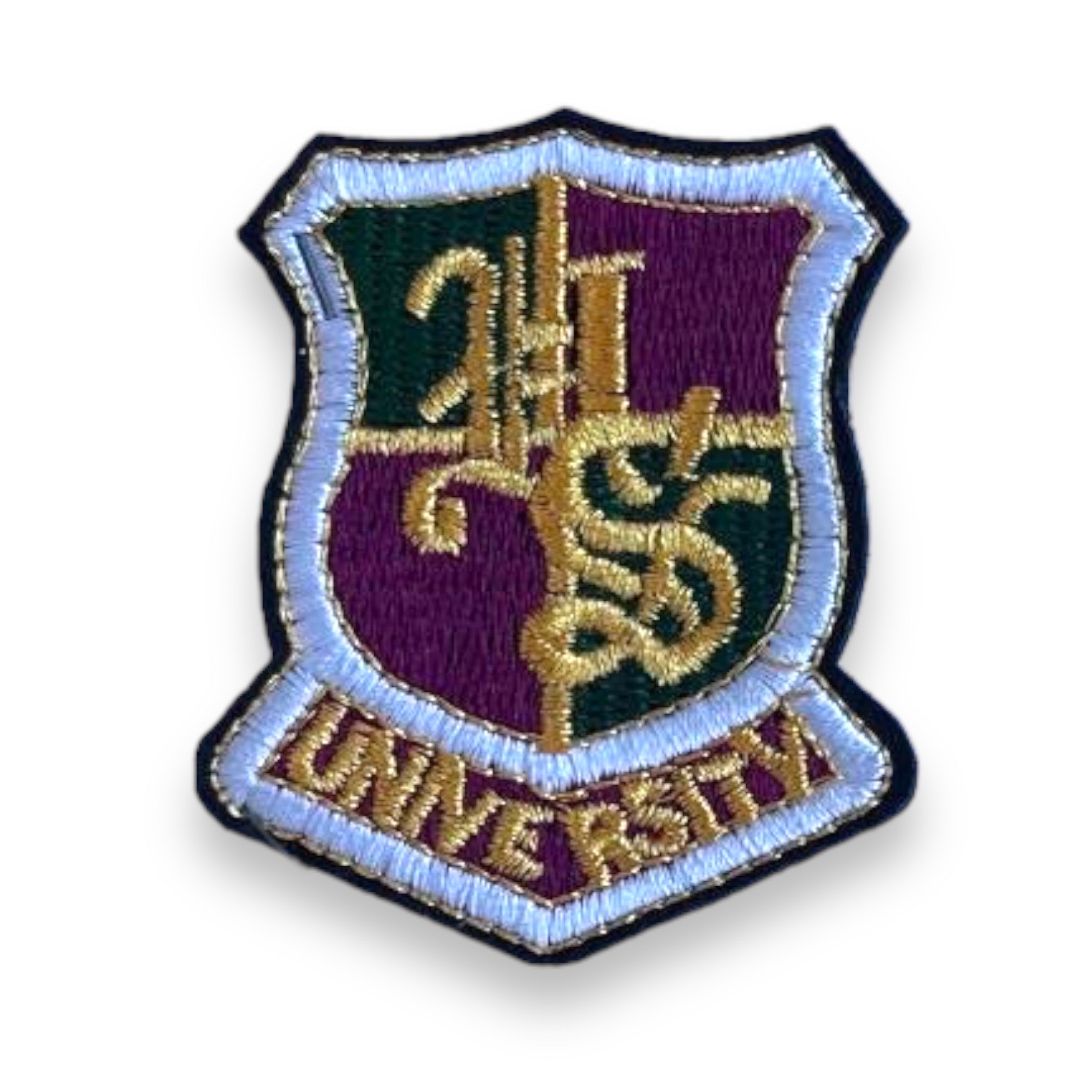 Шеврон клеевой University (герб), 6,5*5,3см, черный, красный, белый, золото, шт. Аппликации клеевые Тканевые