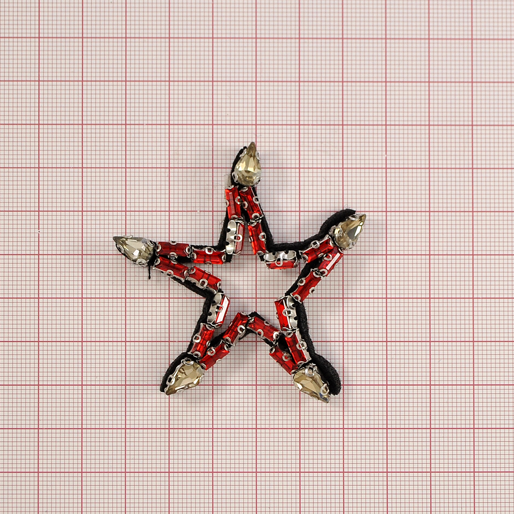 Аппликация пришивная стразы Звезда 7*7см черый, золотые и красные камни, шт. Аппликации Пришивные Стразы, Бисер, Металл