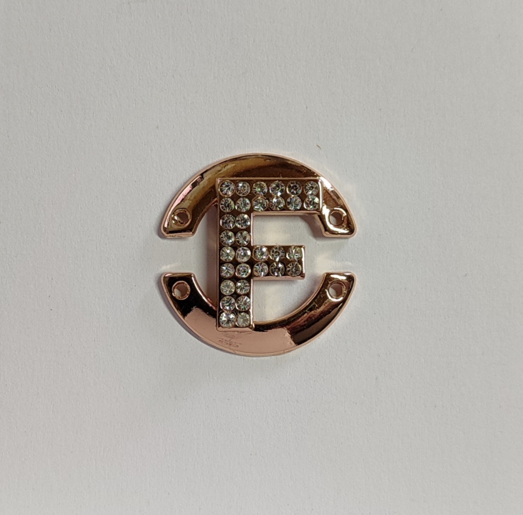 Лейба металл F в круге 28,5*27мм, камни белые SS6, GOLD, шт. Лейба Металл