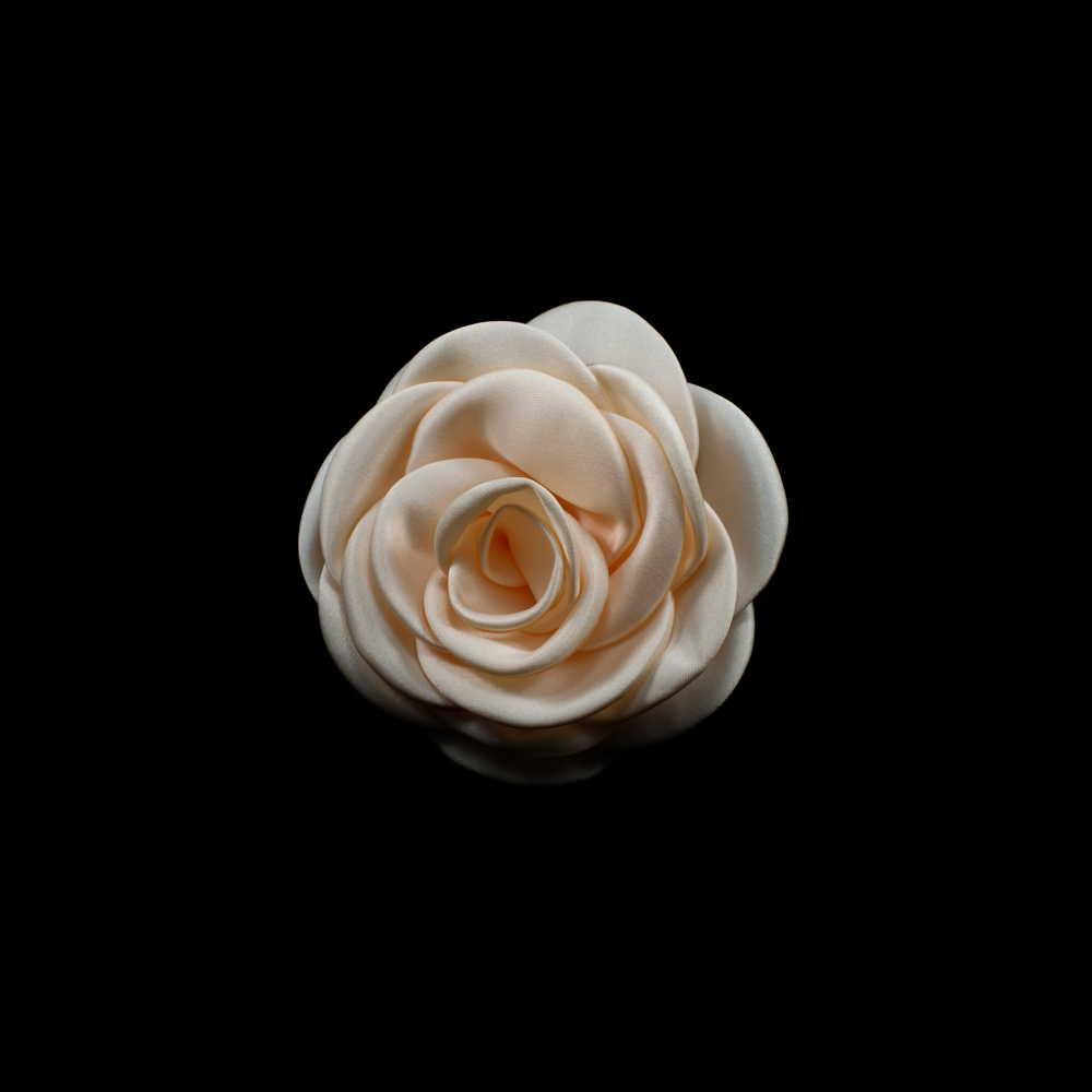 Аппликация декор Роза атласная 11см, персиковый. Аппликации Пришивные Обувные