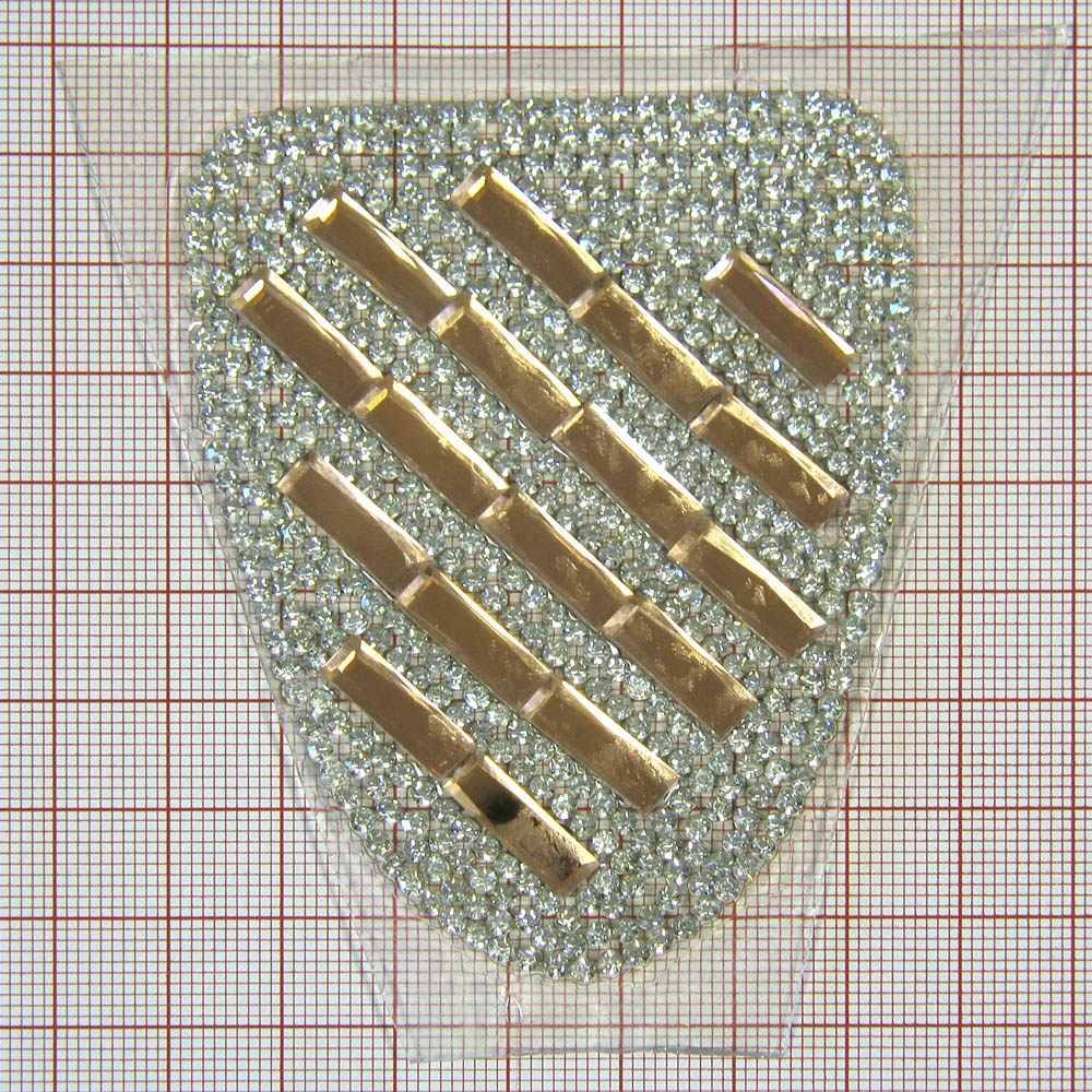 Аппликация клеевая стразы Эполет-диагональный ряд 8,2*6см янтарные прямоугольники 10*5мм, белая мелкая россыпь, шт. Аппликации клеевые Стразы комб.