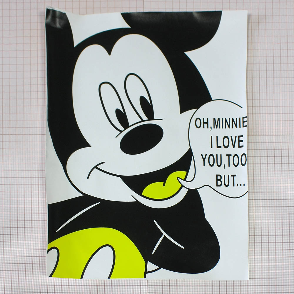 Аппликация кожзам пришивная Микки Oh Minnie 28*37см Желтые шорты, белый фон, бело-черно-желтый рисунок, шт. Нашивка Кожзам