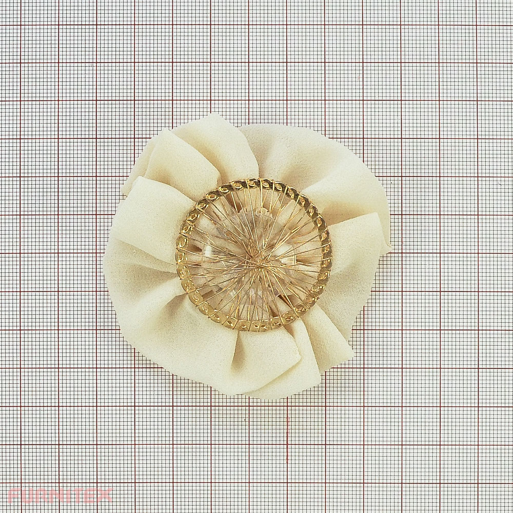 Аппликация декор №192 беж ЦВЕТОК атлас, центр-проволочн. Колесо, 7см . Аппликация Декор