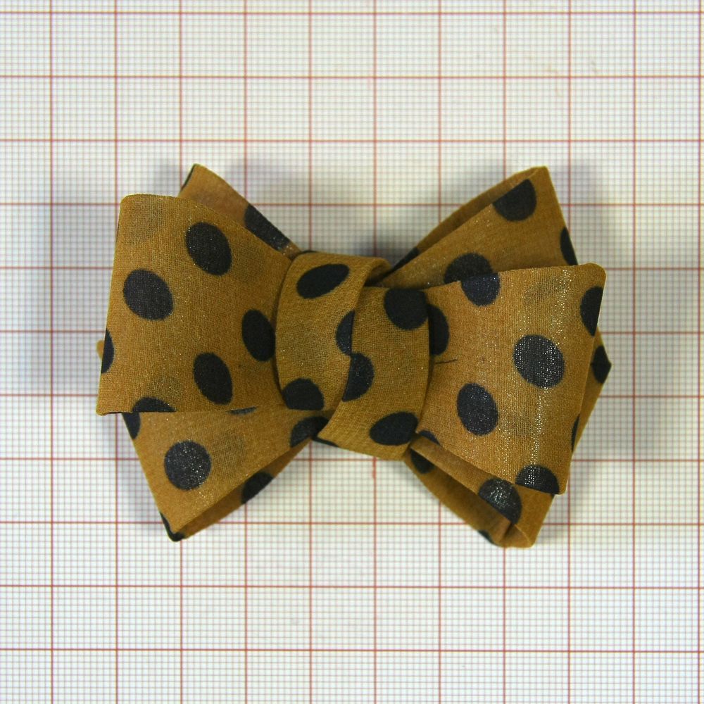 Аппликация декор обувная SF0541 8*5,5см св.коричнев. бантик-горошек крупн. шт. Аппликации Пришивные Цветы Банты