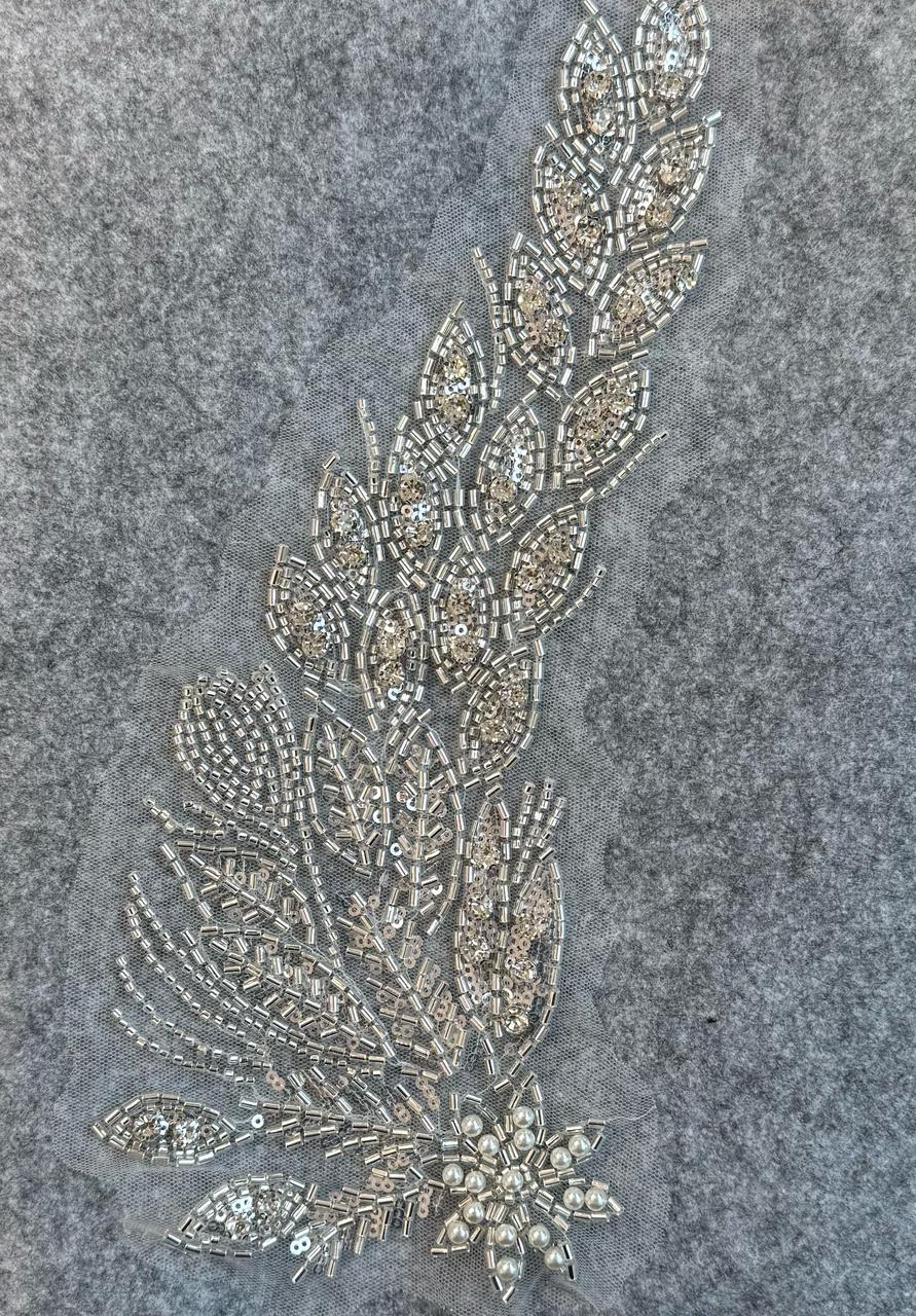 Аппликация фатин Листья, белый, камни, бисер (destra правая), шт. Аппликации Пришивные Ткань, Органза