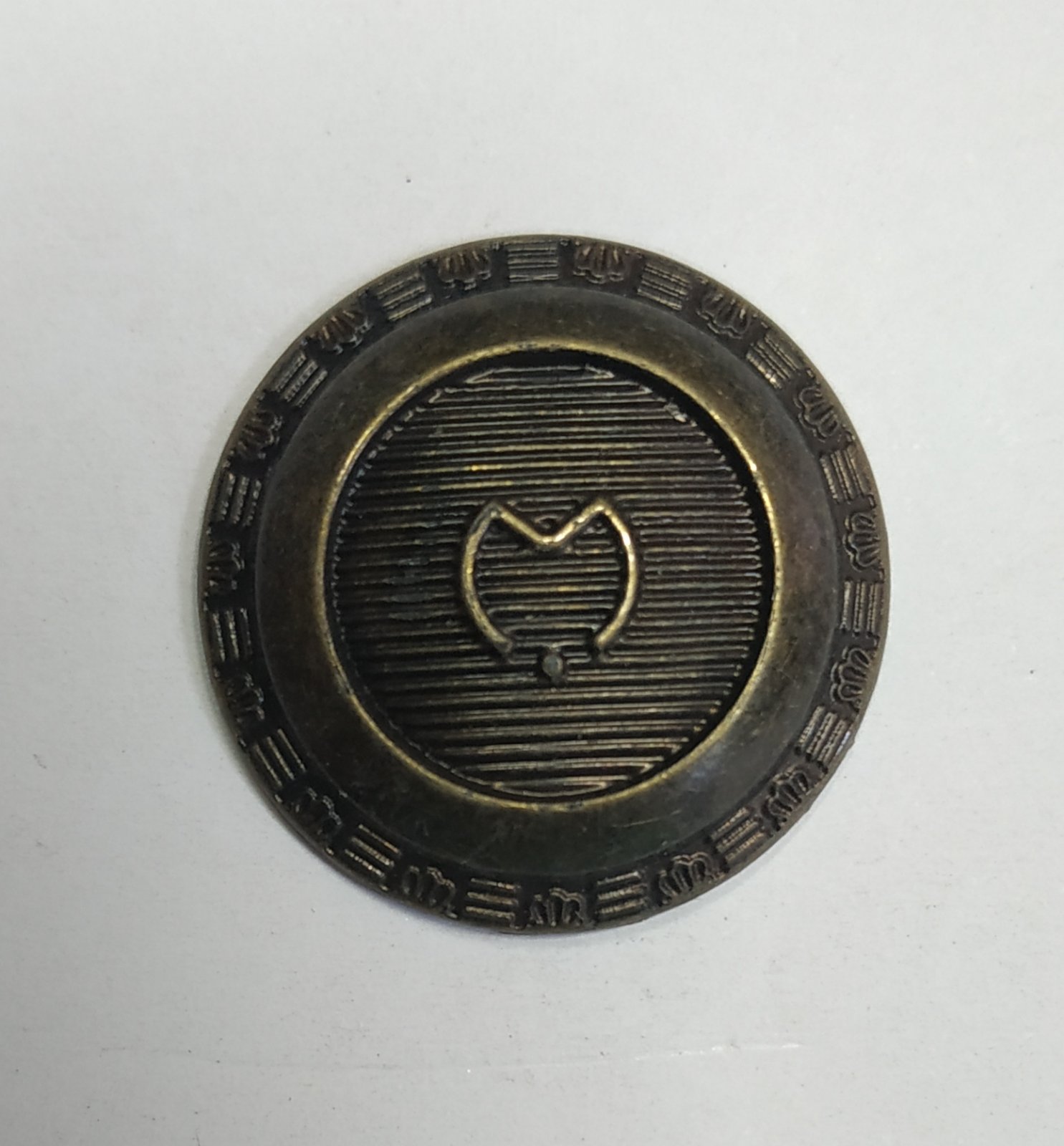 Пуговица TR-14 ant 24мм. Пуговица металлизированная