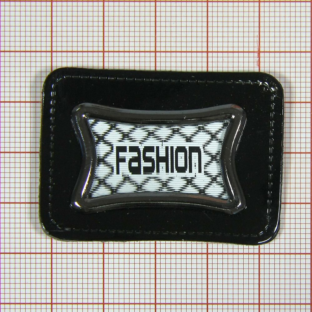 Лейба кожзам 3D FASHION черно-белая 46*38мм, шт. Лейба Кожзам