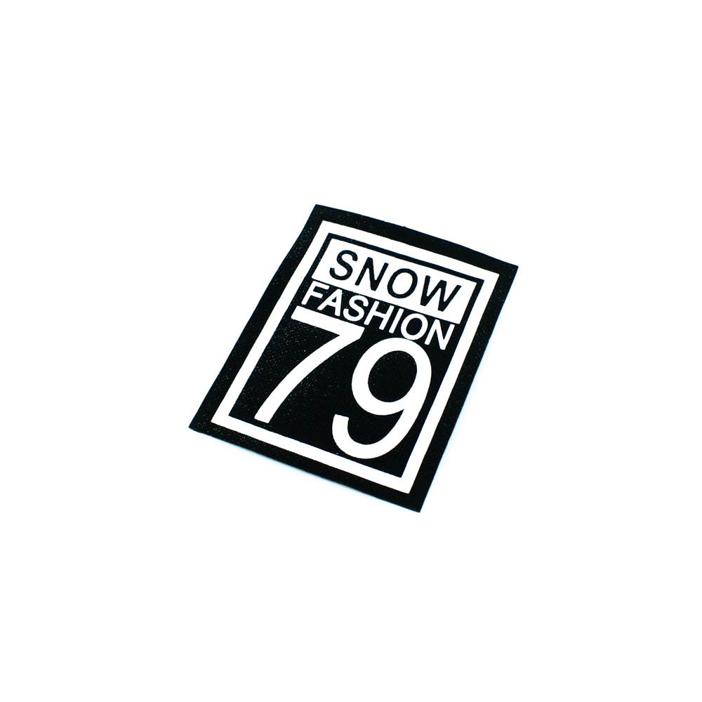 Нашивка резиновая SNOW 79 блестки,  9*7см черный, белый, шт. Лейба Резина