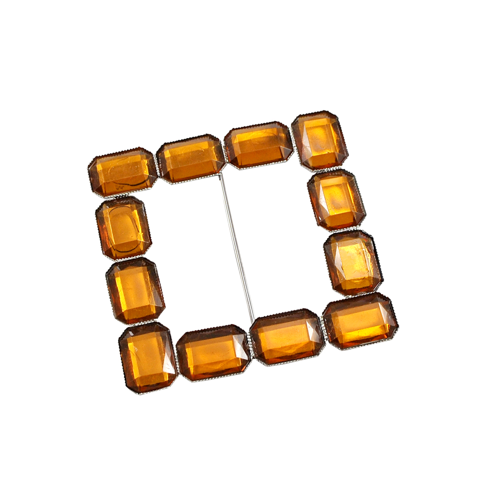 Укр.стекл. 7548 NIKEL пряжка 4,5см; 12 средних янтарных камня. Перетяжка металл со стразами