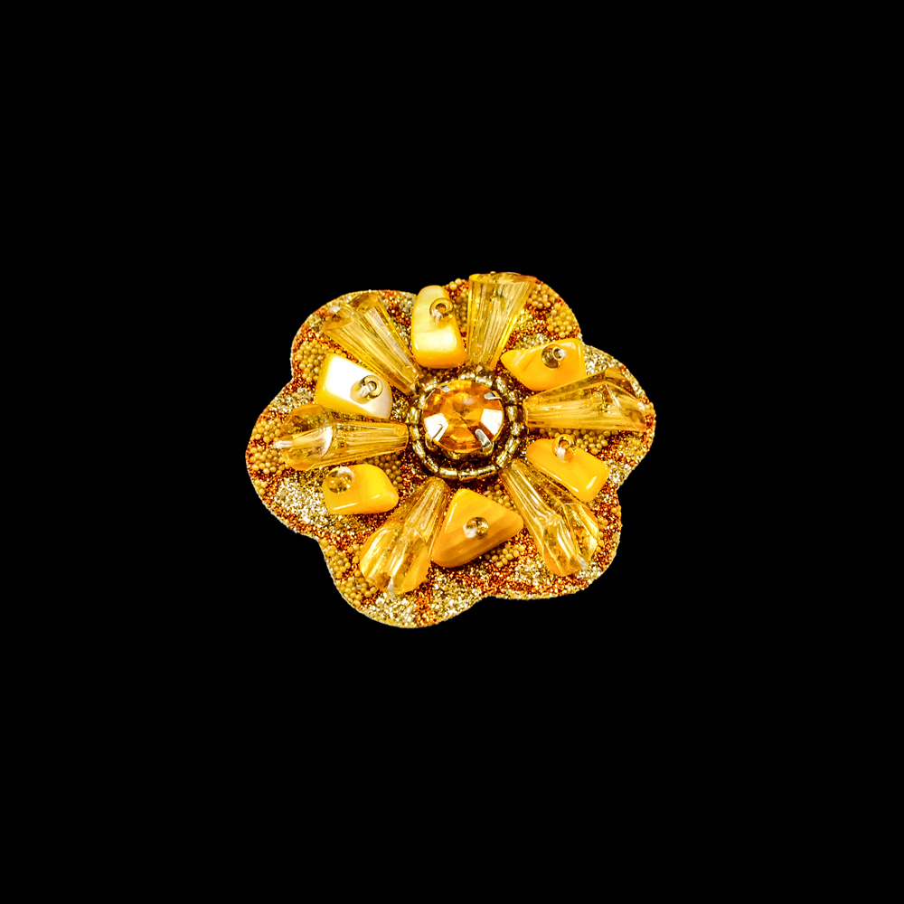 Шеврон Д-36 цветок 5см янтарь золотой, 1 крупный камень, стеклянное украшение. Шеврон Декор