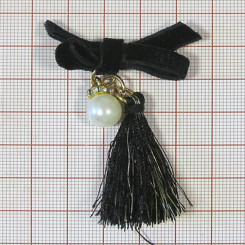 Аппликация декор Ленточка-бант 50мм черная, подвесная кисточка, жемчужина. Аппликации Пришивные Цветы Банты