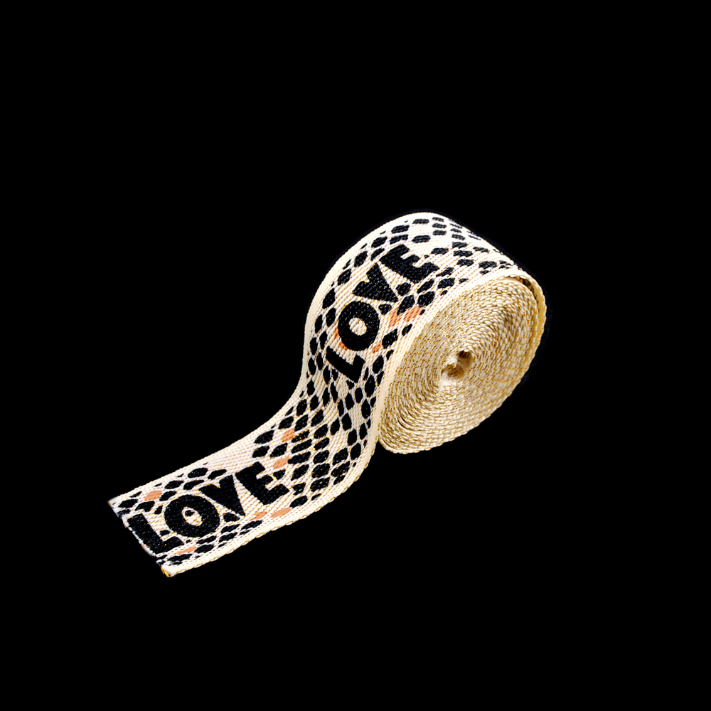 Тесьма киперная LOVE 2,5см, черный, бежевый, коричневый, золотой люрекс, 48ярд. Тесьма