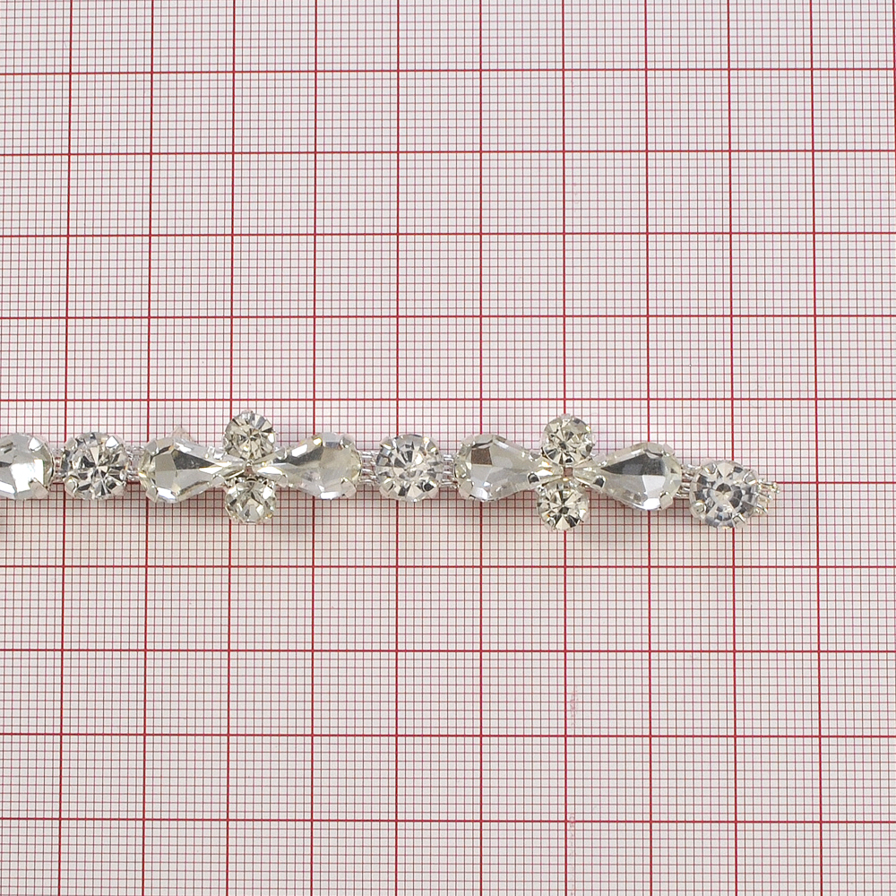Тесьма стразы Бантики, 1,5см, никель, белый, ярд. Тесьма из страз