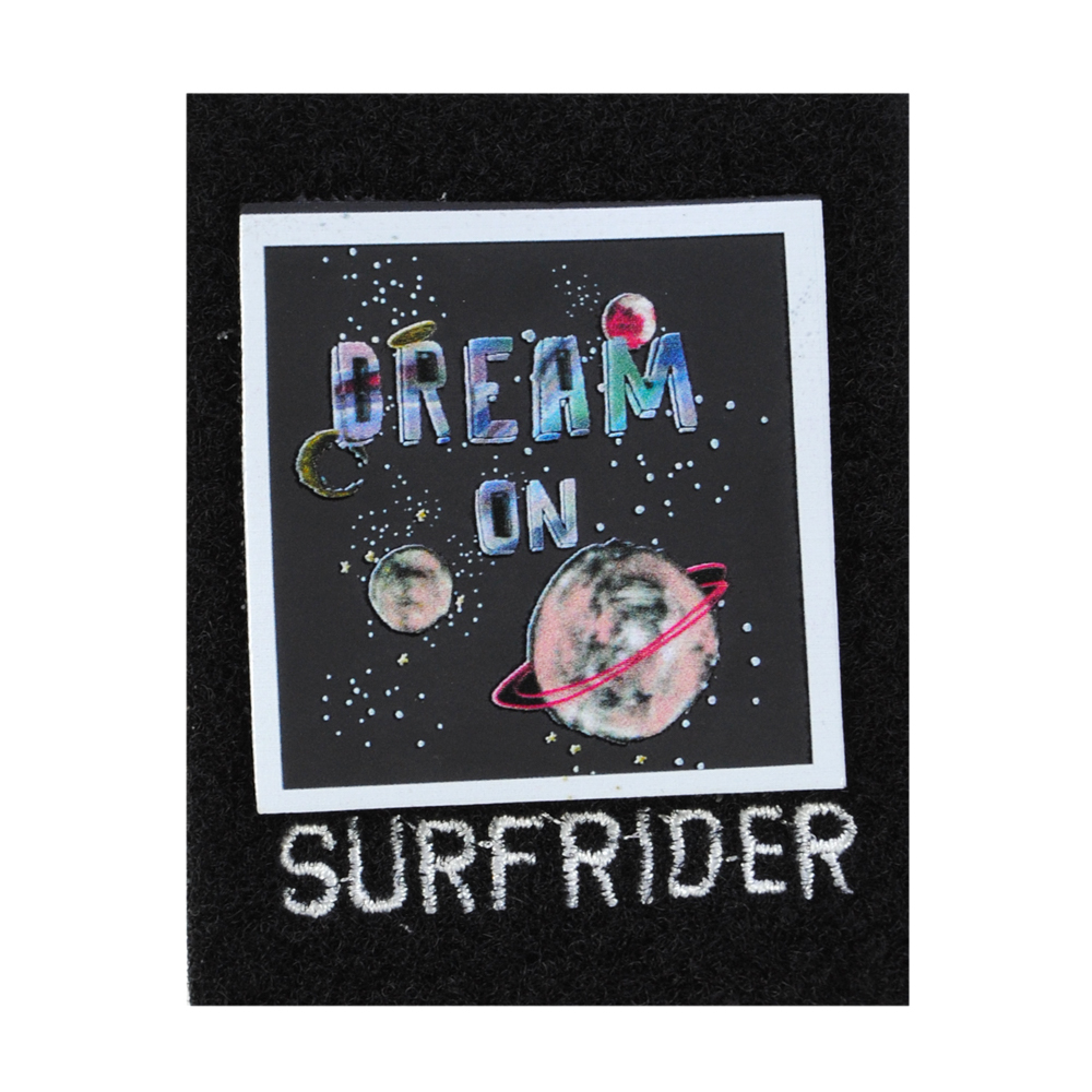 Нашивка тканевая с липучкой Dream on 8*6,5см черная, бел. лого, шт. Нашивка Липучка