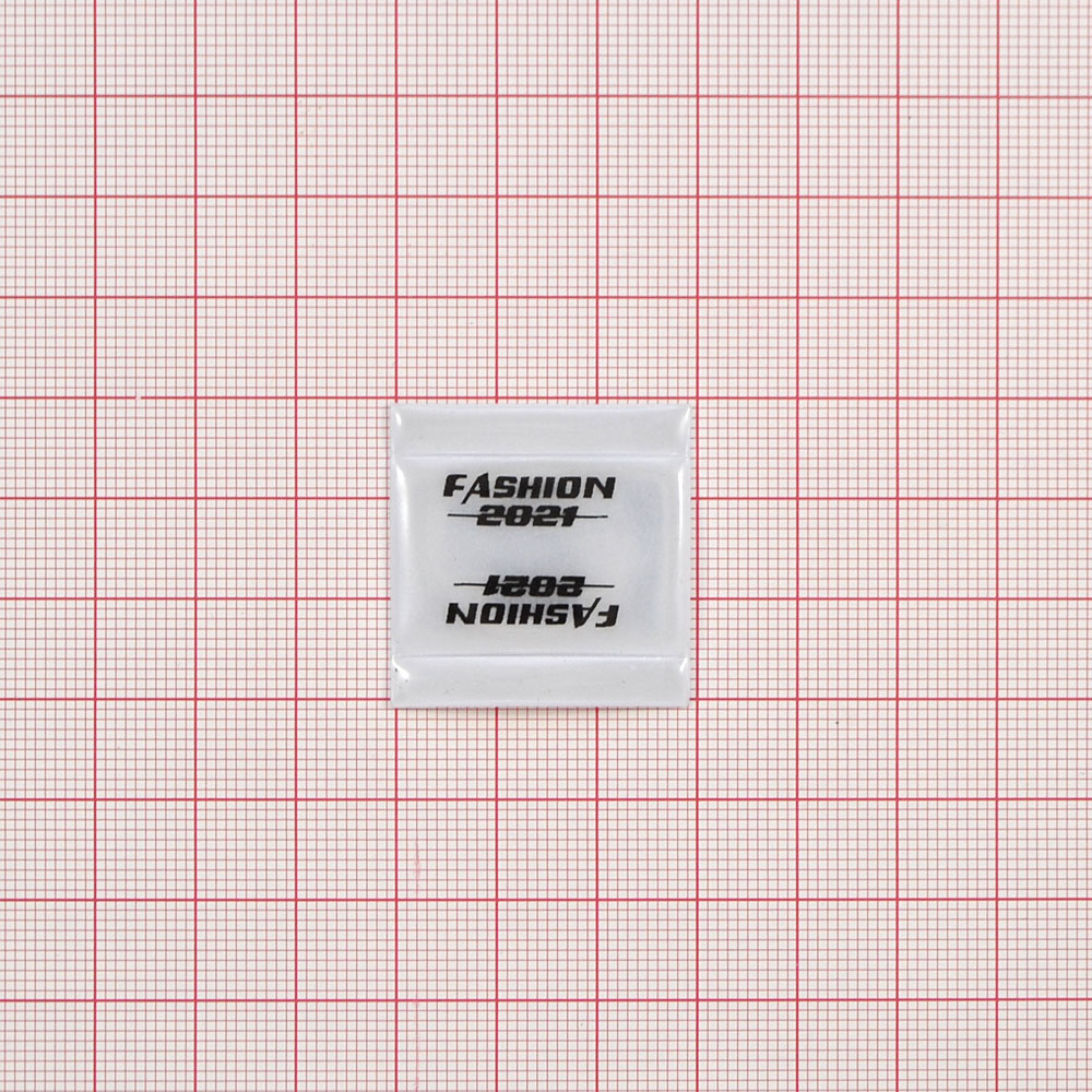 Лейба светоотражающая  Fashion 2021 , 3*3см, черный, серый, шт. Лейба Клеенка