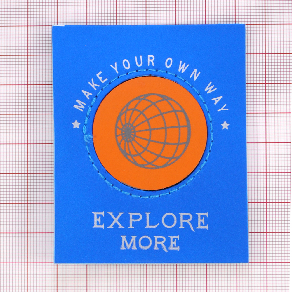 Нашивка к/з Explore, с элементом на липучке, 8*6см синяя, сер., оранж. шт. Нашивка Липучка