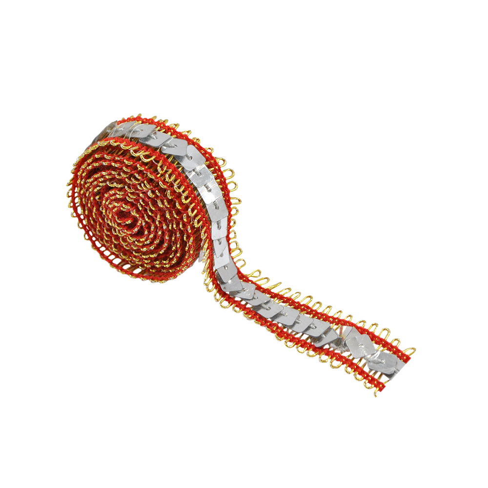 Тесьма пайетки 1,5см № 8 /золото, никель, квадрат/10ярд. Тесьма Разное