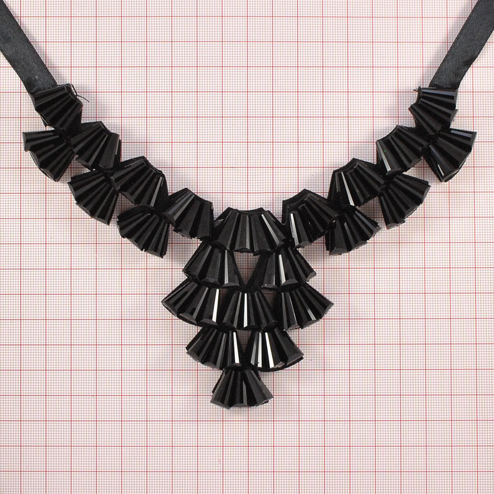 Воротник FY-213 Пагода 2 уровня черные колокольчики, шт. Воротники
