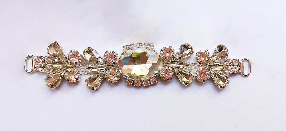 Перетяжка-лепестки со стразами, 13*2,9см, серебро, crystal, шт. Перетяжка металл со стразами