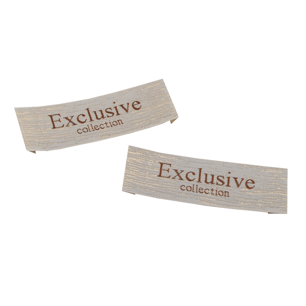 Этикетка тканевая вышитая шт. Exclusive бежевая 2,5*7,5см, шт. Вышивка / этикетка тканевая